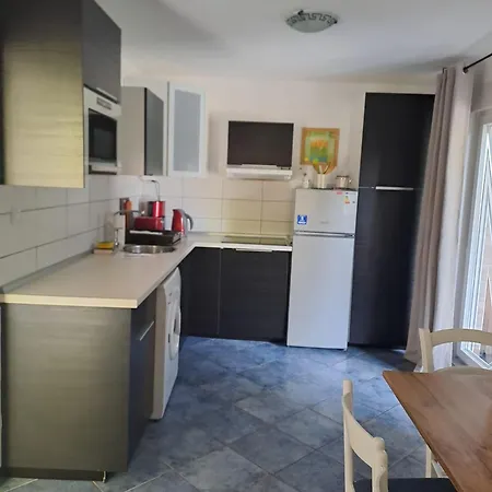 Апартаменты Mate Вир